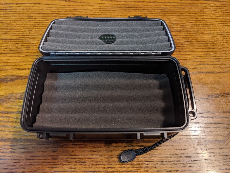 Cigar Safe 15 Count Travel Humidor Black