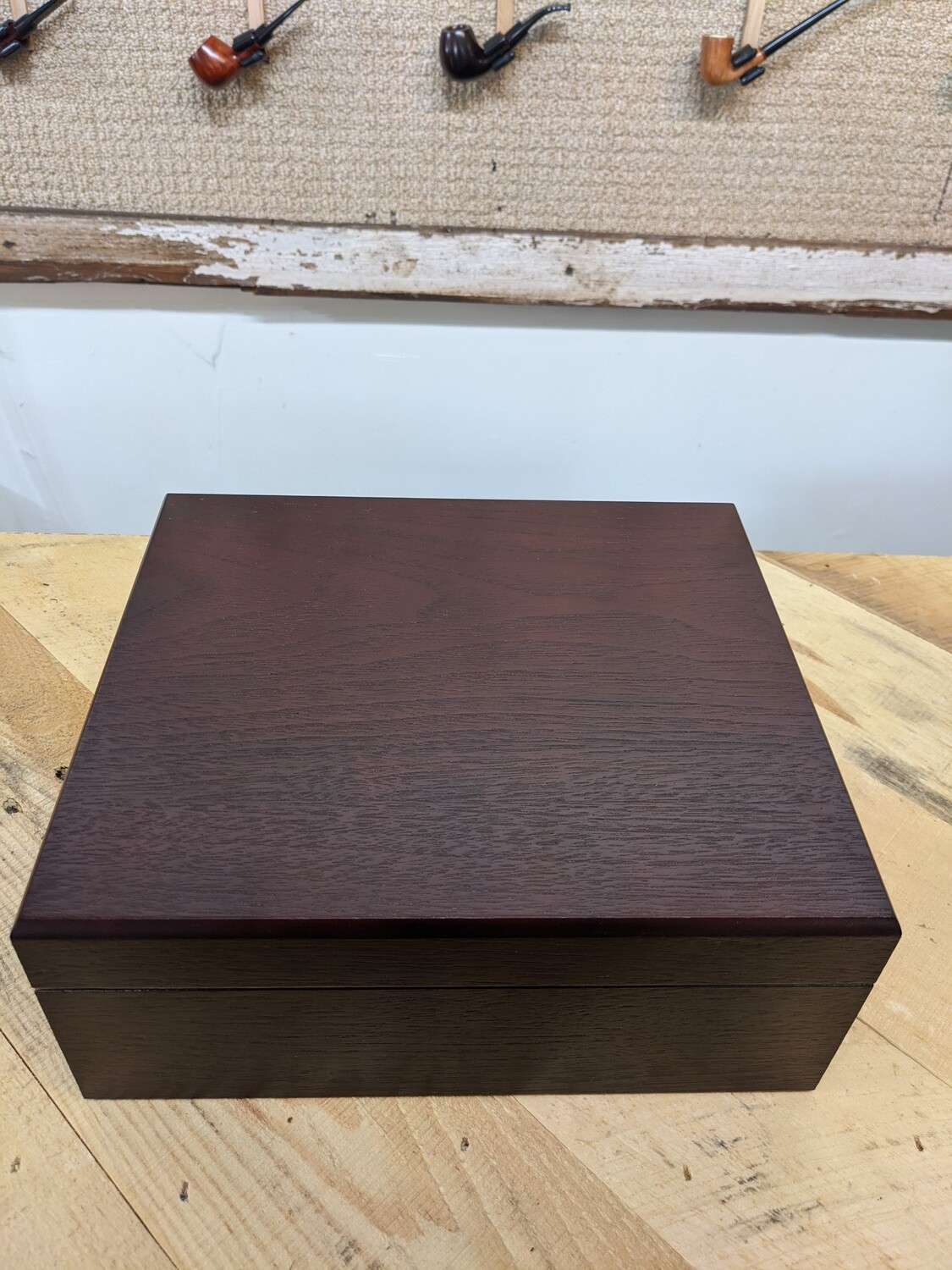 Walnut 25 - 50 Count Humidor