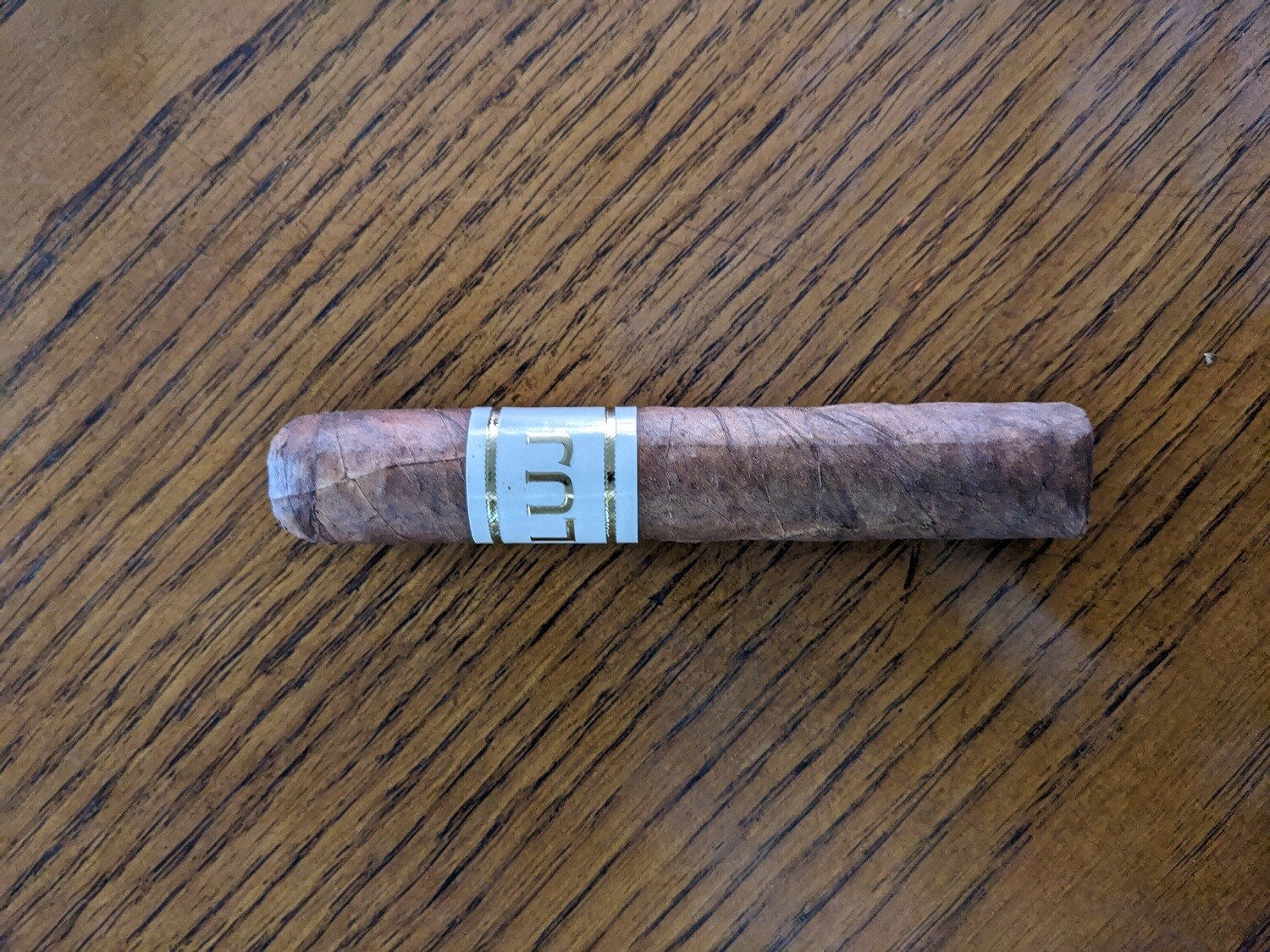 LUJ Maduro Robusto