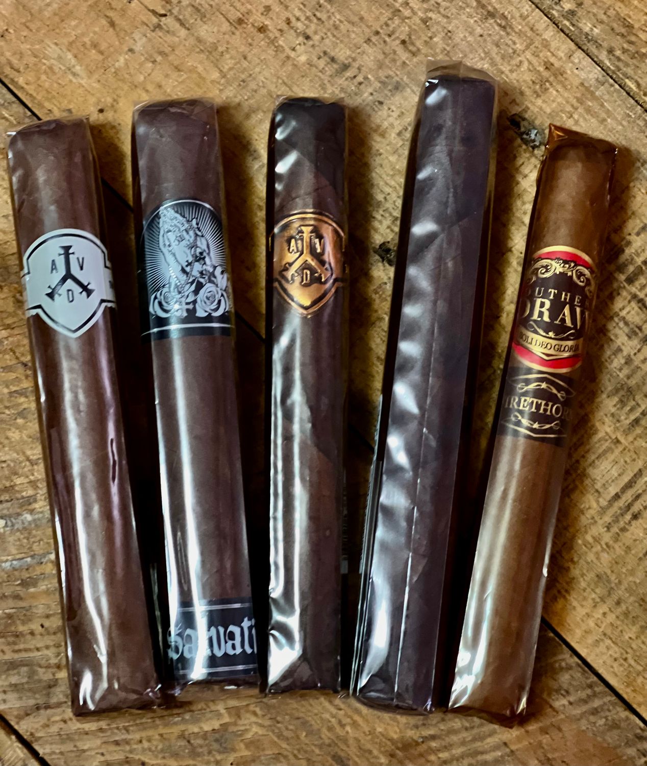 Daniels&#39; Pack 5 Cigar Select Sampler Pack
