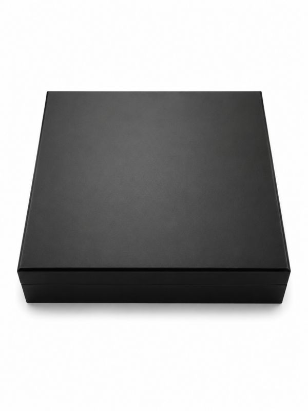 Prestige import group 20 count black humidor