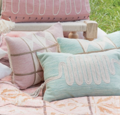 PILLOWS+ RUGS