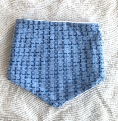 Moxie &amp; Zab - Dribble Bib ~ Blue Pattern