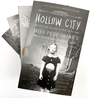 NEW - Hollow City: The Second Novel of Miss Peregrine's Peculiar Children, Riggs, Ransom