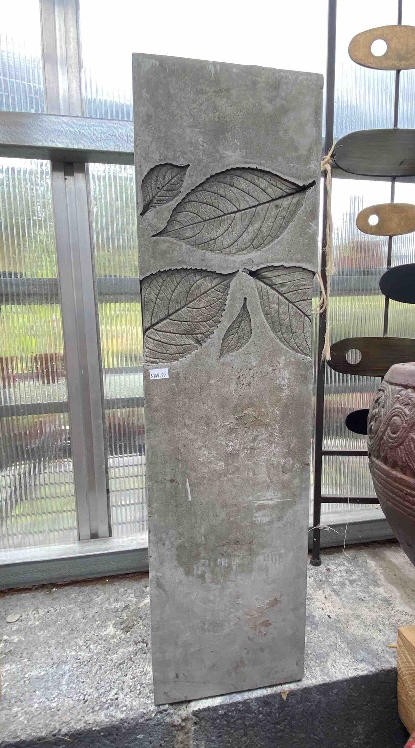 Hydrangea Leaf Pedestal