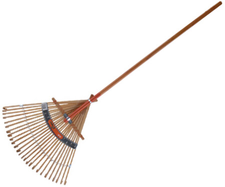 Bamboo Rake 24 in