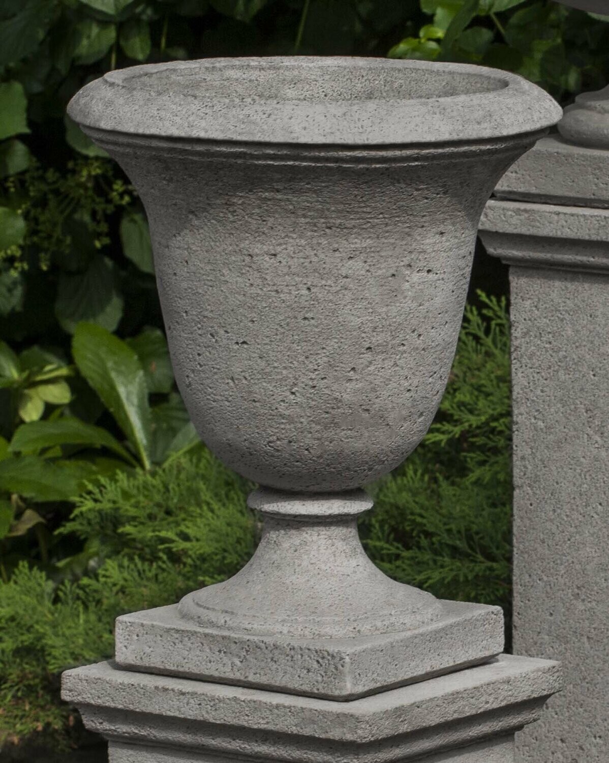 Linwood Urn