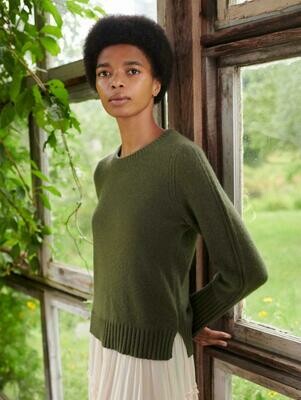 White + Warren Cashmere Crew Khaki Green White + Warren Cashmere Crew Khaki Green