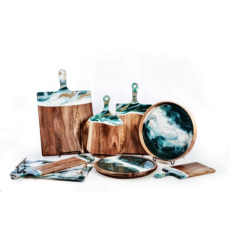 Rain Drop Resin Cheeseboard
