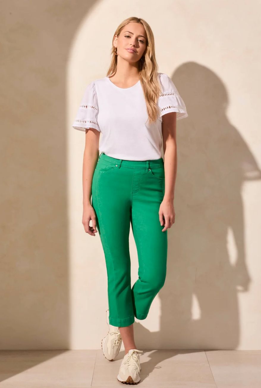 Tribal Stretch Cotton Pull On Capri Kelly Green