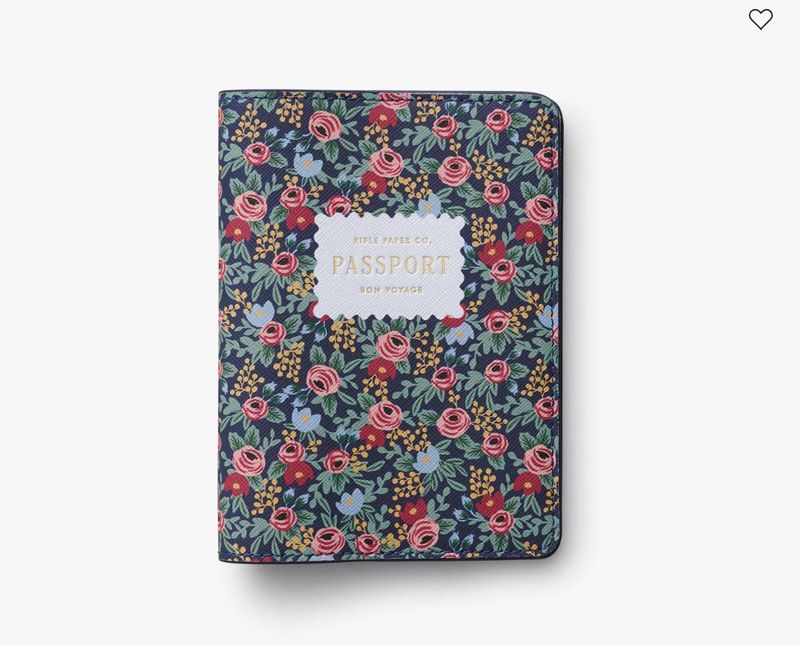 Rifle Rosa Passport Holder