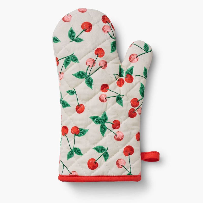 Rifle Cherries Oven Mitt