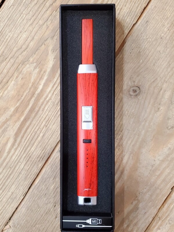 Sizzle Pitmaster Lighter | Red Wood