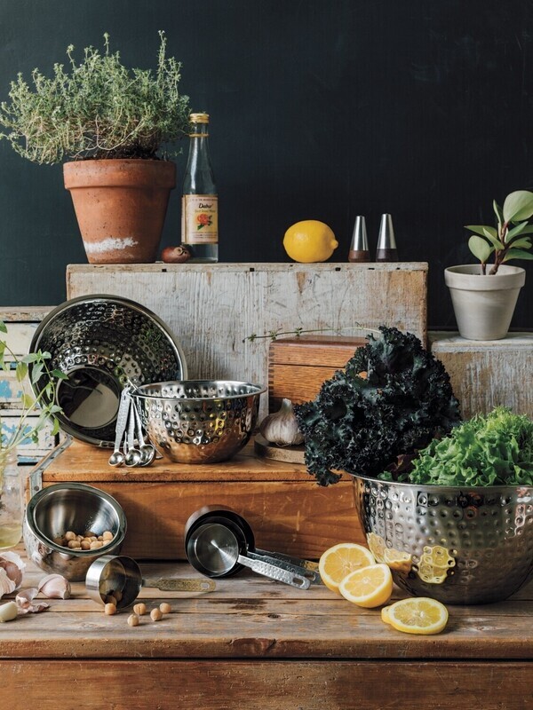 Danica Heirloom Medium Hammered Steel Mixing Bowl | Silver