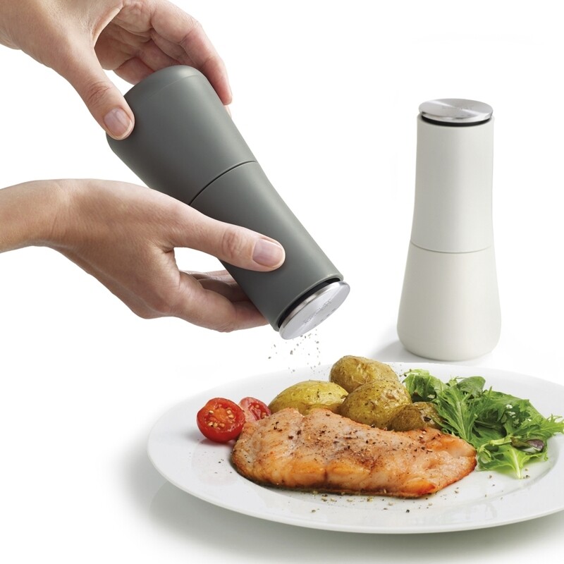 Joseph Joseph | Milltop No Spill Salt &amp; Pepper Mills