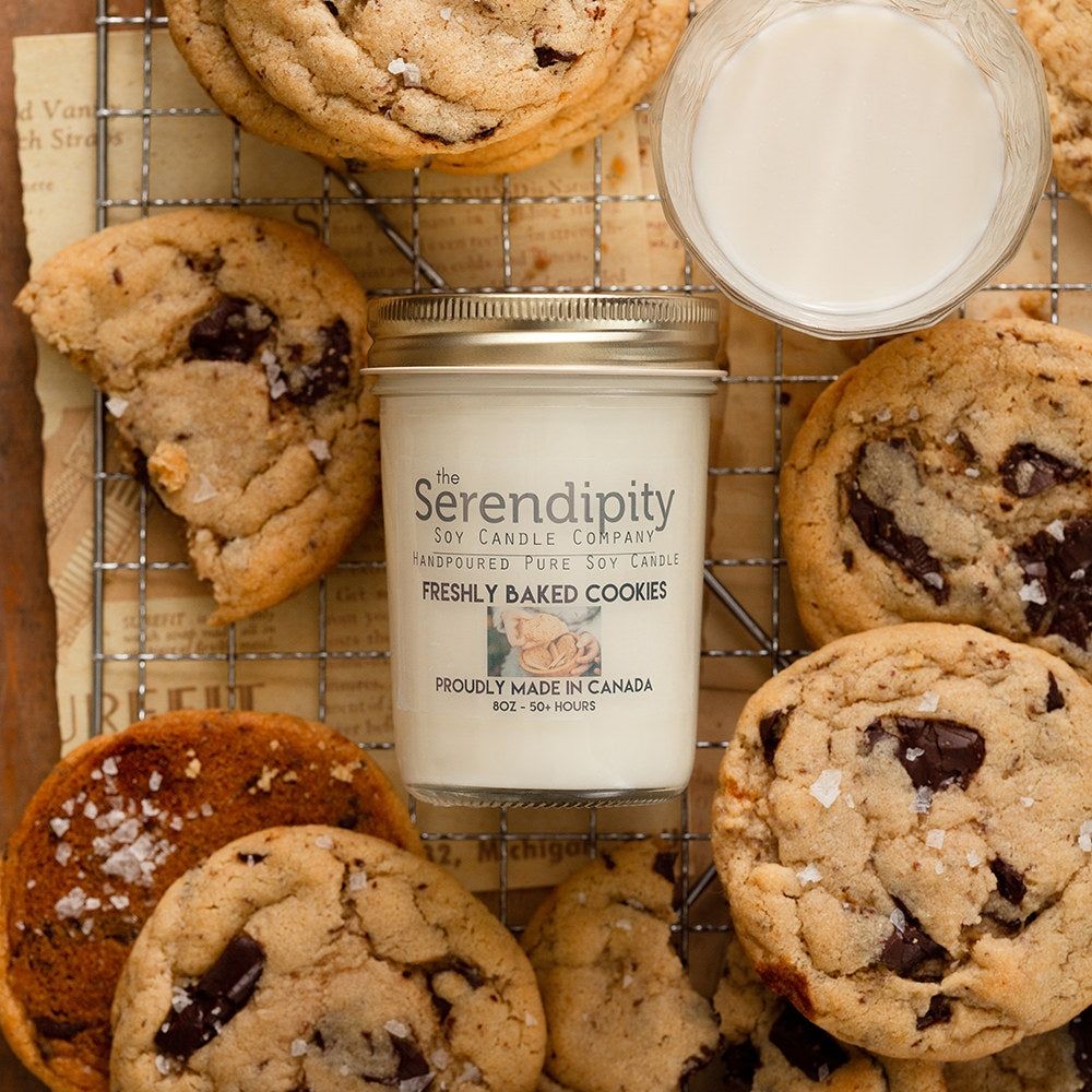 Serendipity 8 oz Soy Candle Jar | Freshly Baked Cookies