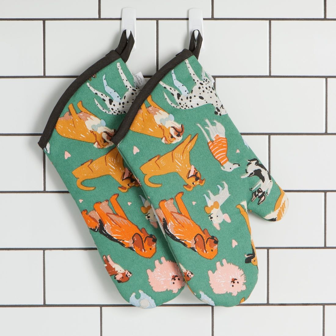 Now Designs Oven Mitts (Set of 2) | Puppos