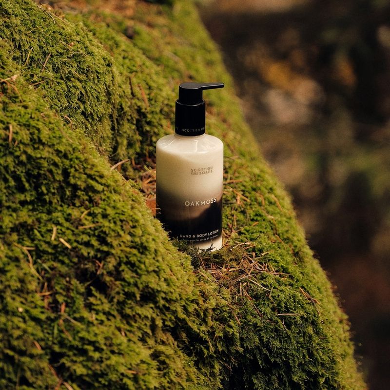 Scottish Fine Soaps 300ml Hand &amp; Body Lotion | Oakmoss