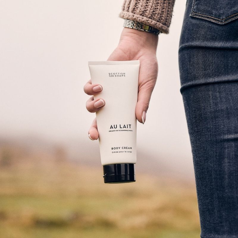 Scottish Fine Soaps 200ml Body Cream | Au Lait