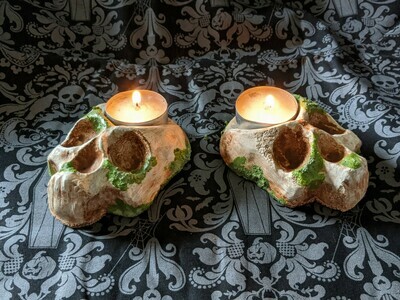 Pair of Mossy Skull Tealight Holders