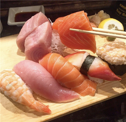 Sashimi & Sushi Combo