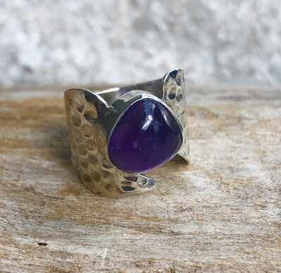 Hammered Sterling Silver Amethyst Statement Ring Size 7