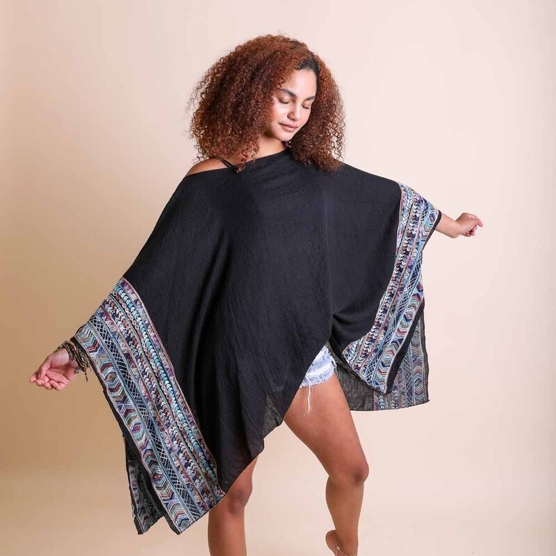 Geometric Embroidered Sleeve Kimono