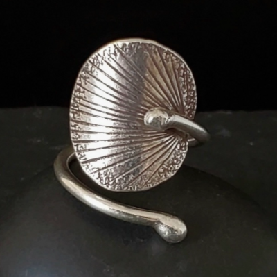 Hill tribe Silver Wrap Around Stem Ring