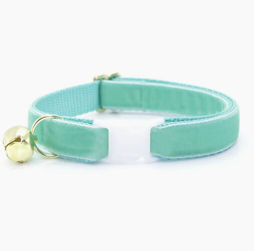 Light Green Velvet Cat Collar - MBC