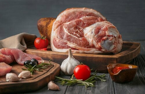 Pork Roast Bone In Leg R/W (1.5) Kg