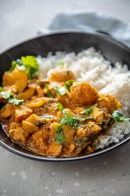 Chicken & Roast Veg Curry (Frozen) Serves 2