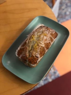 Lemon &amp; Poppyseed Drizzle Cake