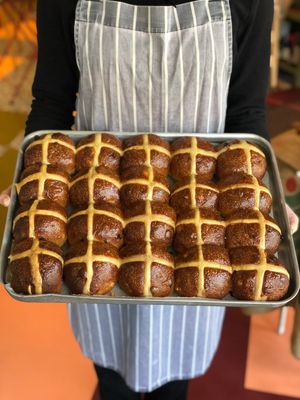 Hot Cross Buns (Weds to Sat Only)
