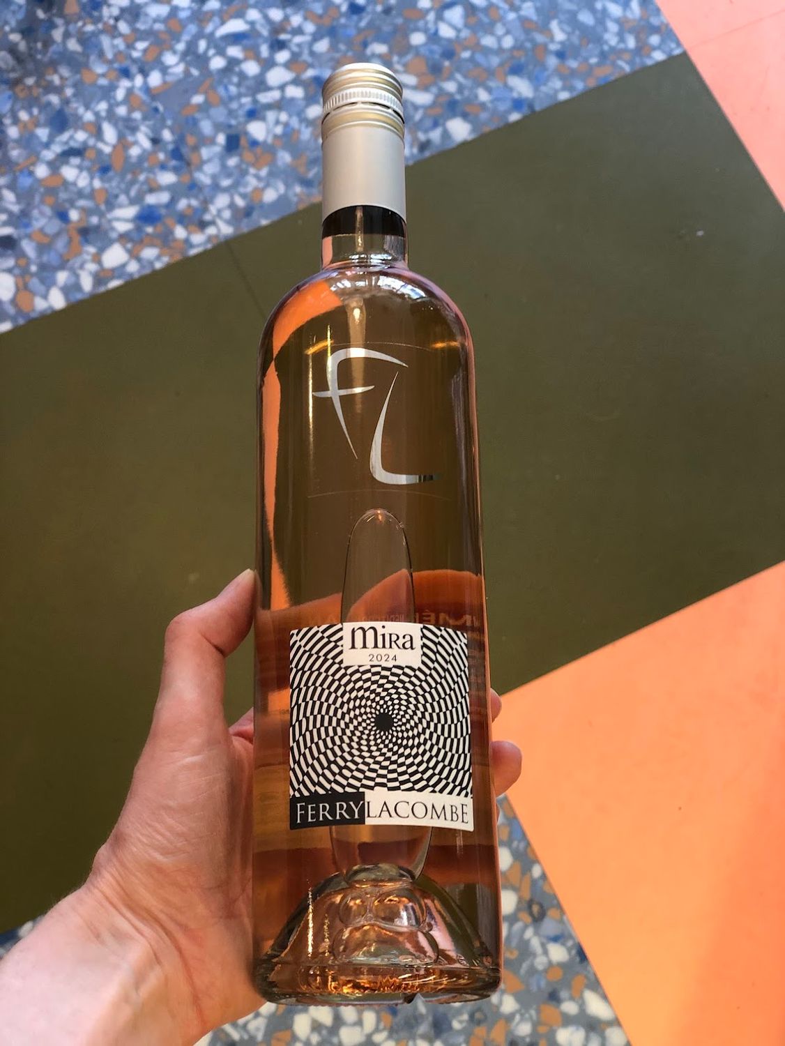 Mira - Rose - France