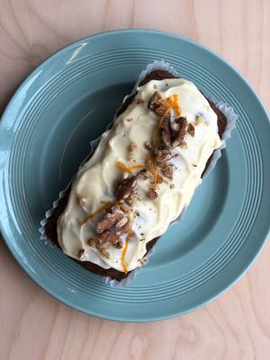 Carrot &amp; Walnut Cake