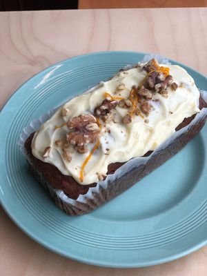 Carrot &amp; Walnut Cake