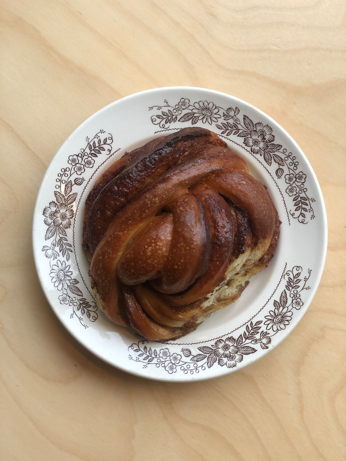 Cinnamon Roll (WEDS TO SAT ONLY)
