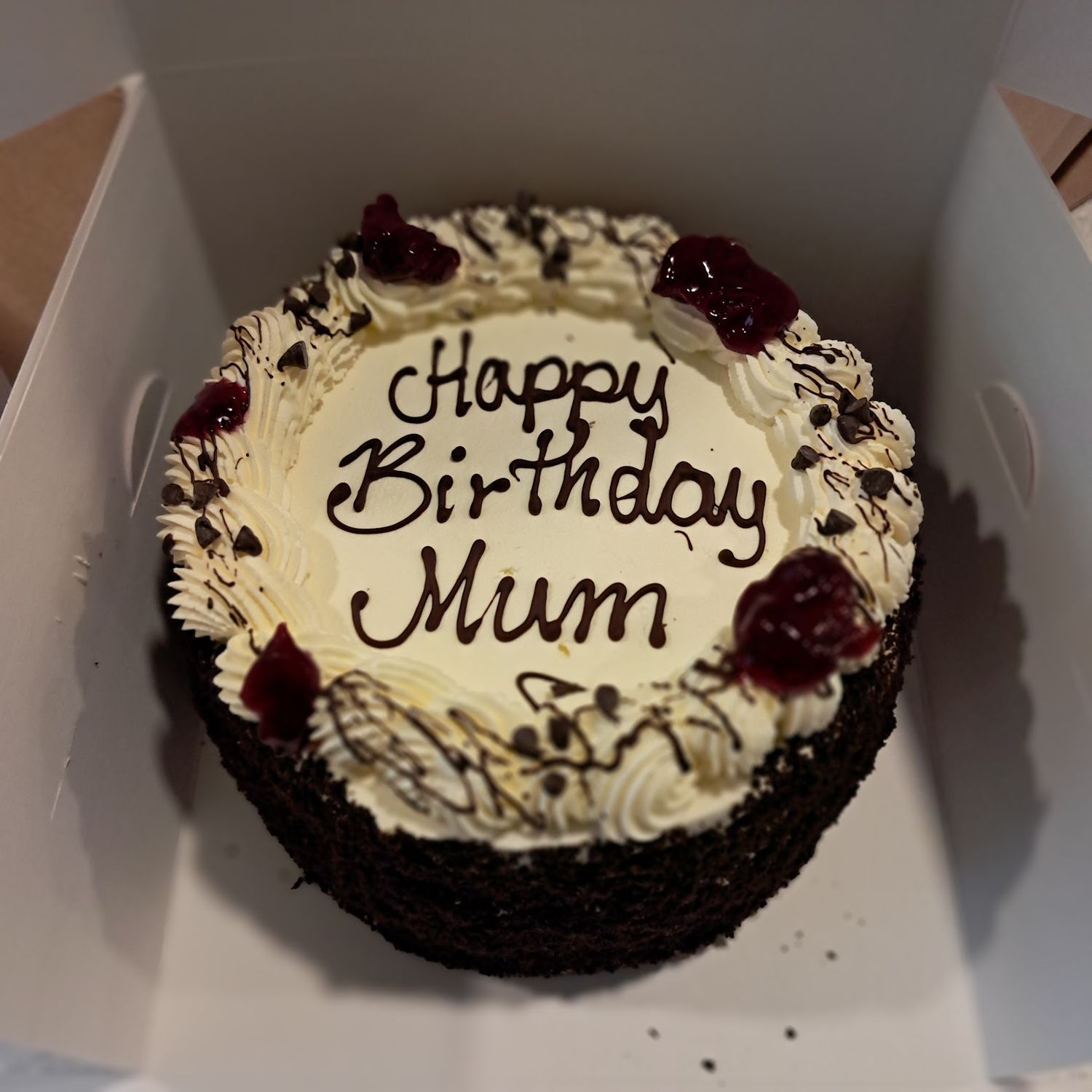 6" Black Forest Gateau Cake (Collect after 1.30pm)