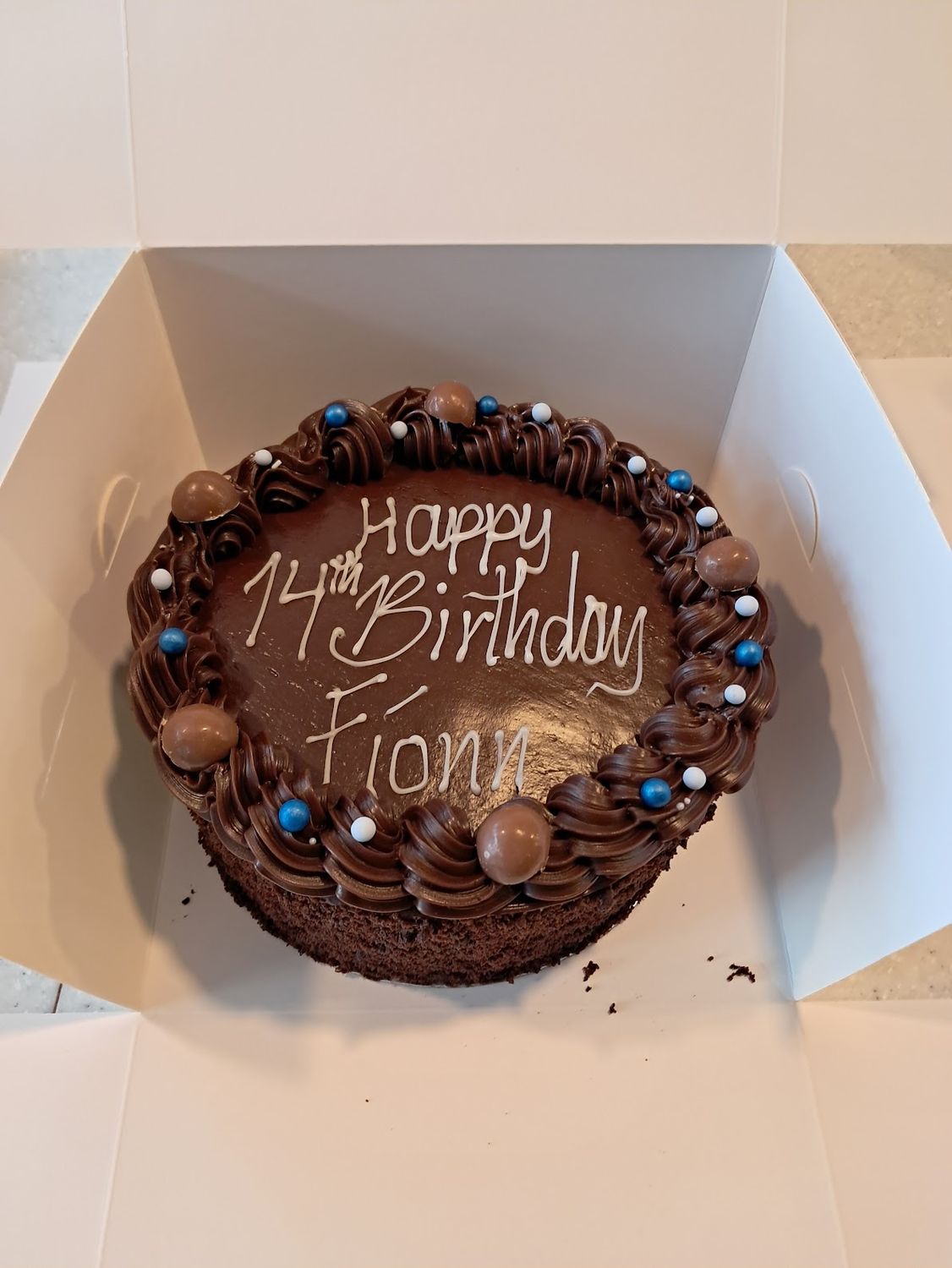6" Chocolate Fudge Cake (Collect after 1.30pm)