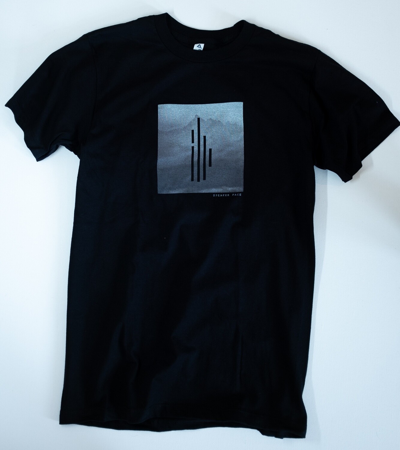Black Float T