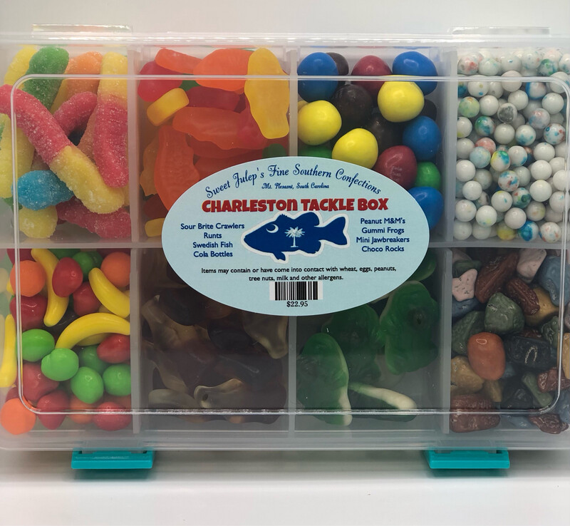 carolina fish box Freshwater of the Carolinas Field Guide Made of flexible material that is break Charleston Tackle Box | Gummies