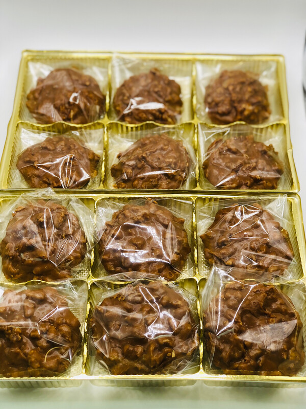 Original Charleston Pralines  (12)