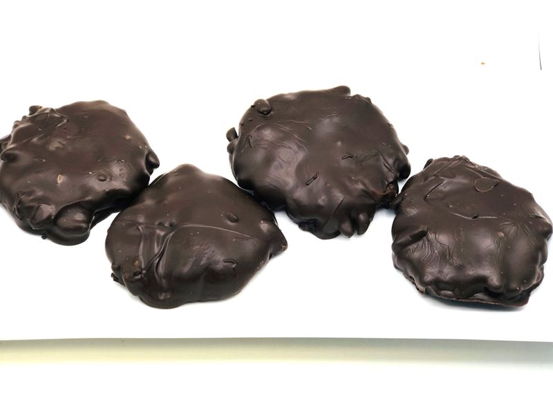 Jumbo Chocolate Caramel Pecan Turtle (4)
