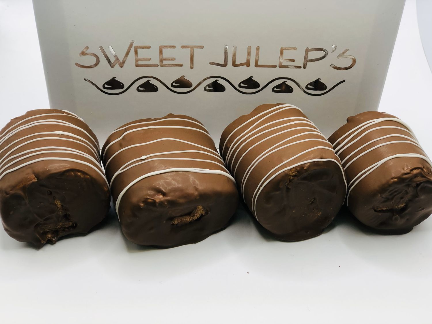 Jumbo Marshmallows (4) Jumbo Marshmallows (4), Chocolate: Milk Chocolate