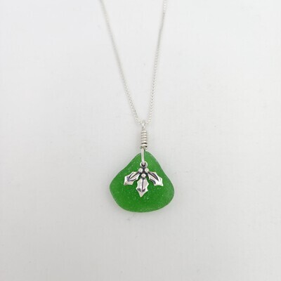 Green Lake Erie Beach Glass and Holly Berry Charm Necklace