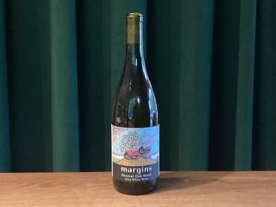 Margins, Neutral Oak Hotel California White