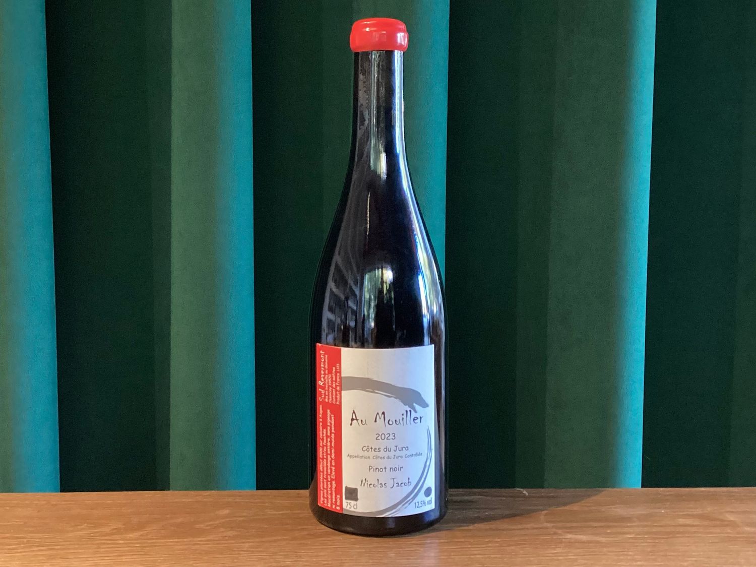  Nicolas Jacob, Au Mouiller Cotes du Jura Pinot Noir 2023