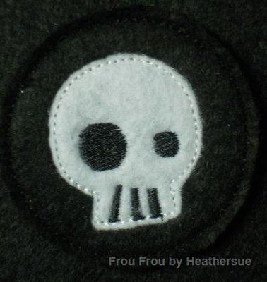 Clippie Sky Land Skull Symbol Machine Embroidery In The Hoop Project 1, 1.5, 2, and 3 inch