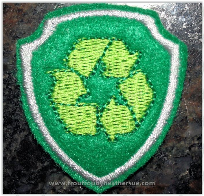 Clippie Rock Dog Paw Puppy Tag Badge Machine Embroidery In The Hoop Project 1.5, 2, 3, and 4 inch