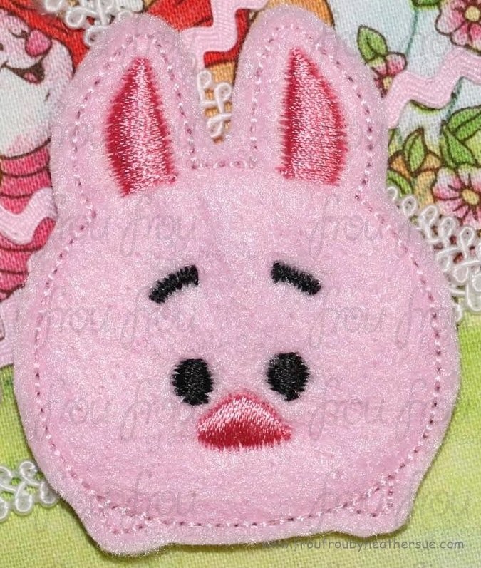 Clippie Pig P0oh Tzum Machine Embroidery In The Hoop Project 1.5, 2, and 3 inch